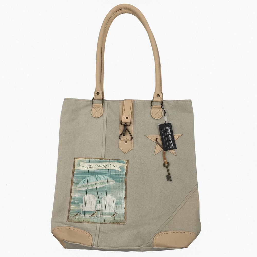 Vintage Addiction Beige Blue Tote Bag